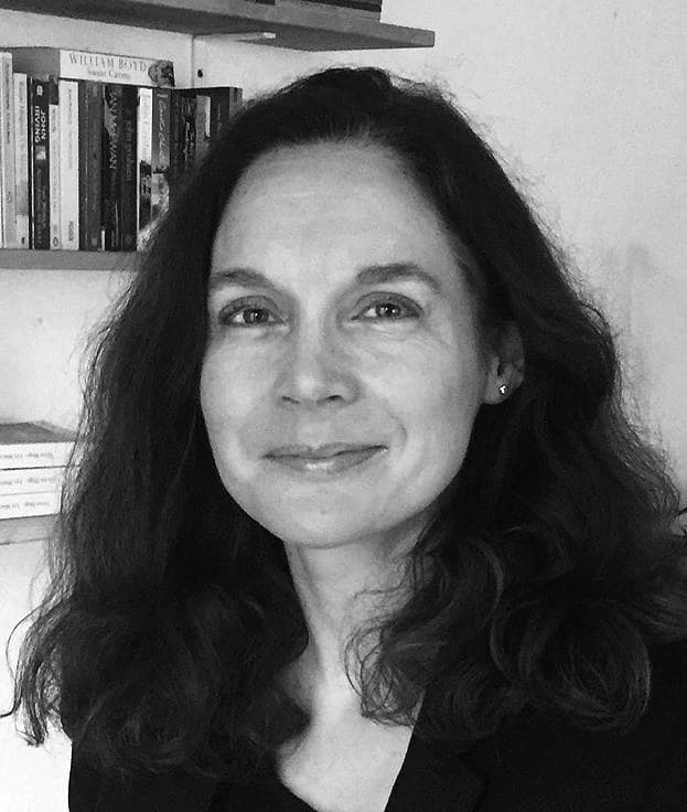 Portrait of Dr Carmen Flum